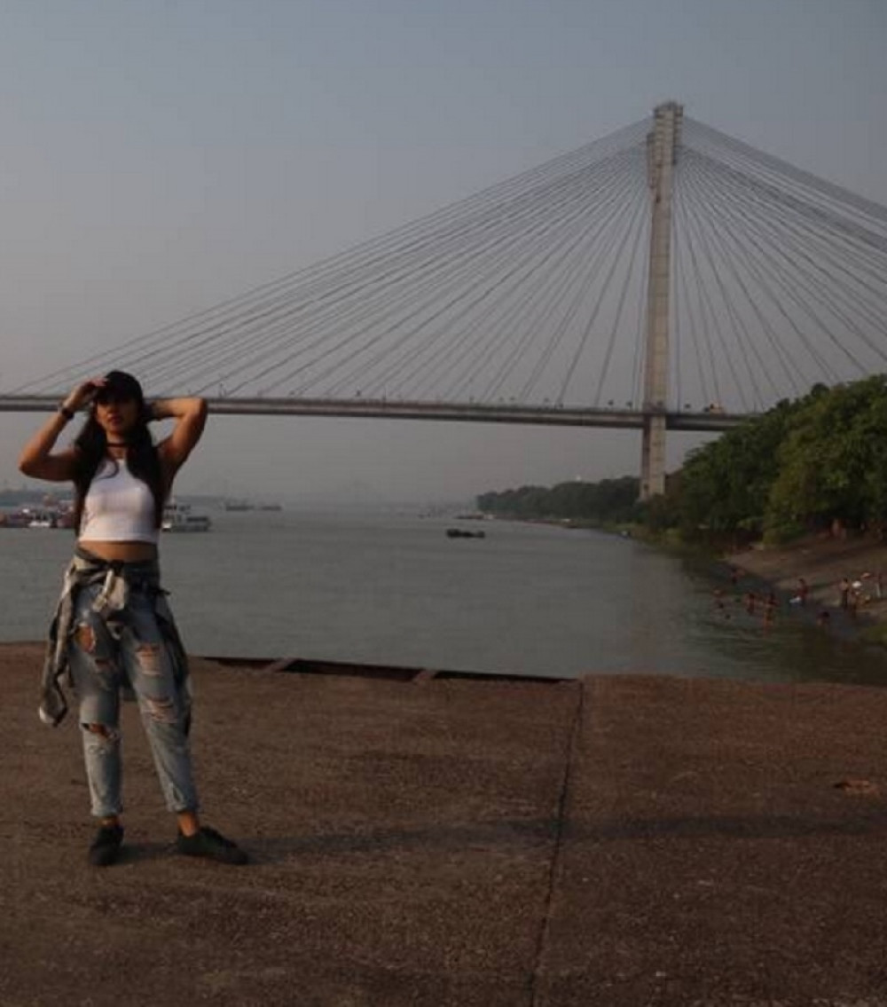 Auto smrskan, glumica na mestu mrtva!