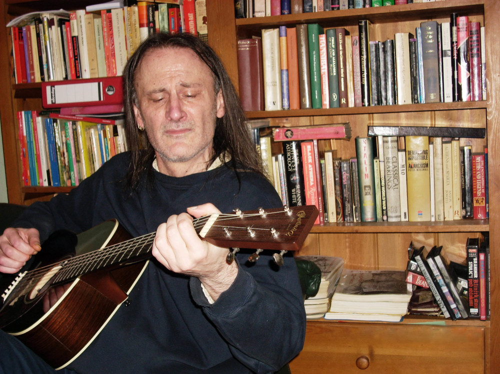 Džoni Štulić: U bivšoj Jugoslaviji žive samo tri naroda zapadni Srbi, istočni Srbi i radikalni Srbi!