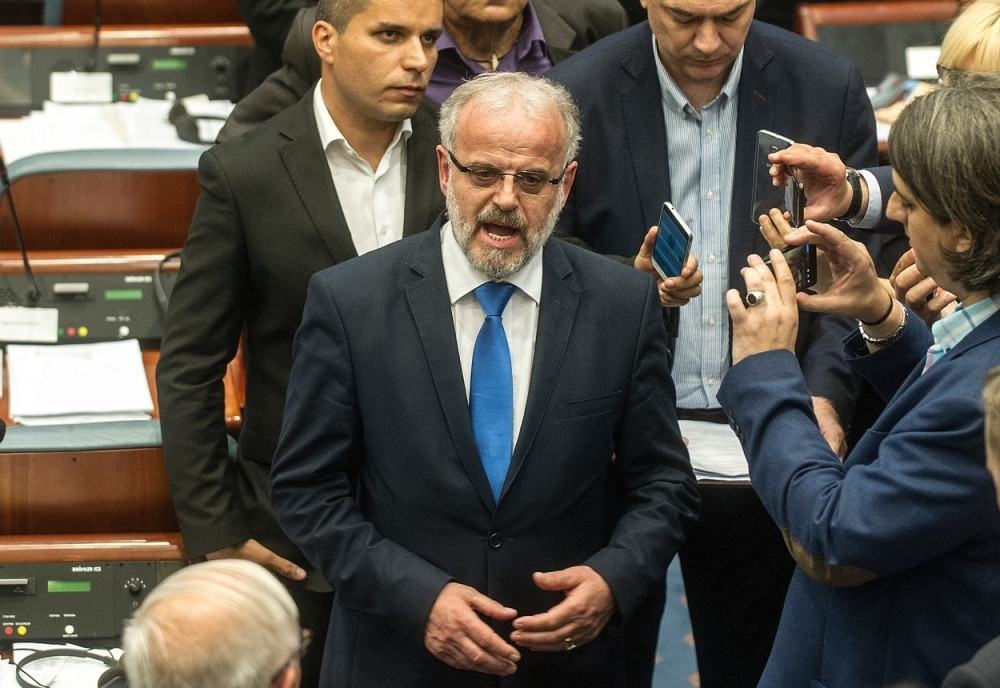 Džaferi sklonio albansku zastavu iz kabineta