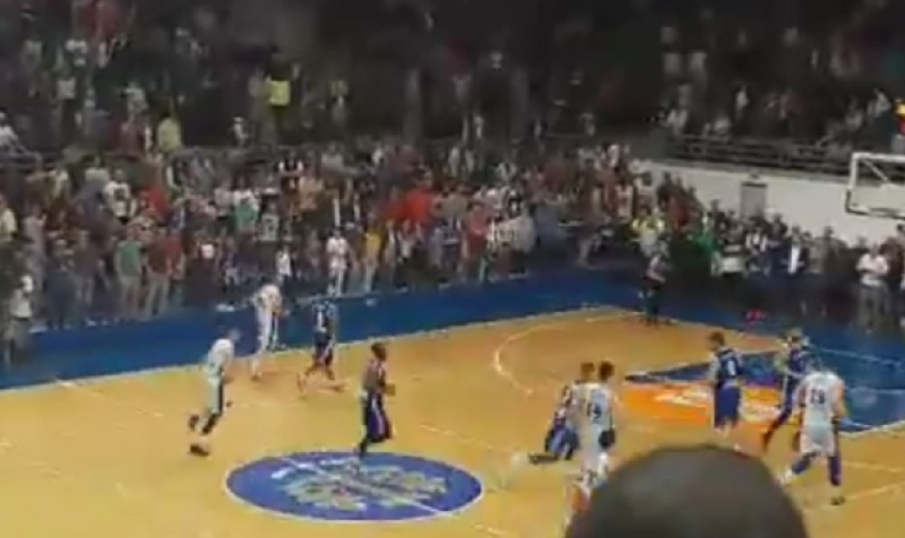 Bomba prekinula meč Budućnost - Mornar! (VIDEO)