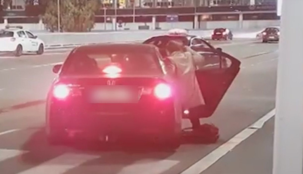 Nataša bežala od paparaca, pa umalo pregazila devojku (VIDEO)