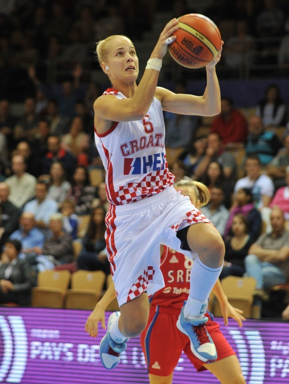 Ovako danas izgleda najlepša košarkašica na svetu (FOTO)