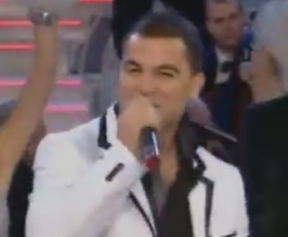 SVI PEVUŠE NJEGOV URNEBESNI HIT: Internet senzacija učesnik "Zadruge 2"!