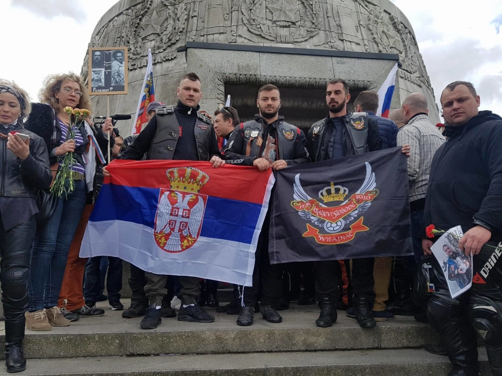 Srpski bajkeri "osvojili" Berlin (FOTO)