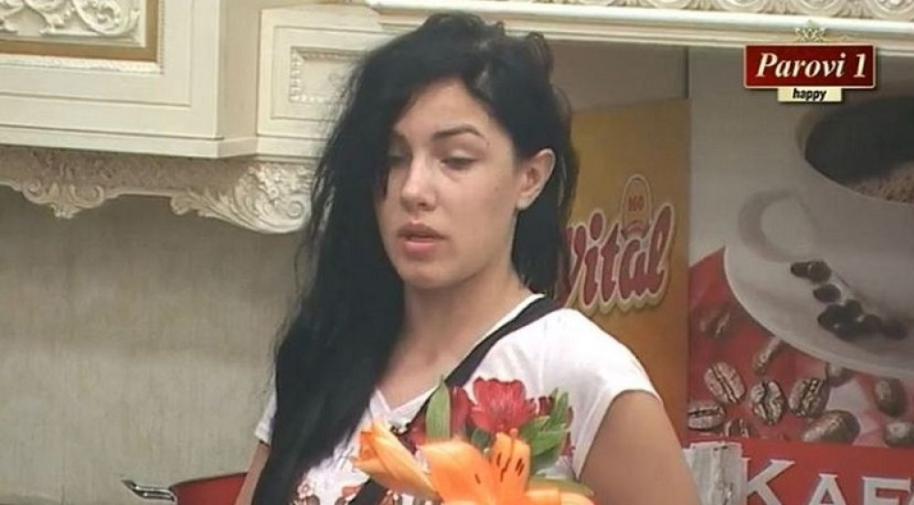 Opet napali trudnu Aleksandru  (VIDEO)