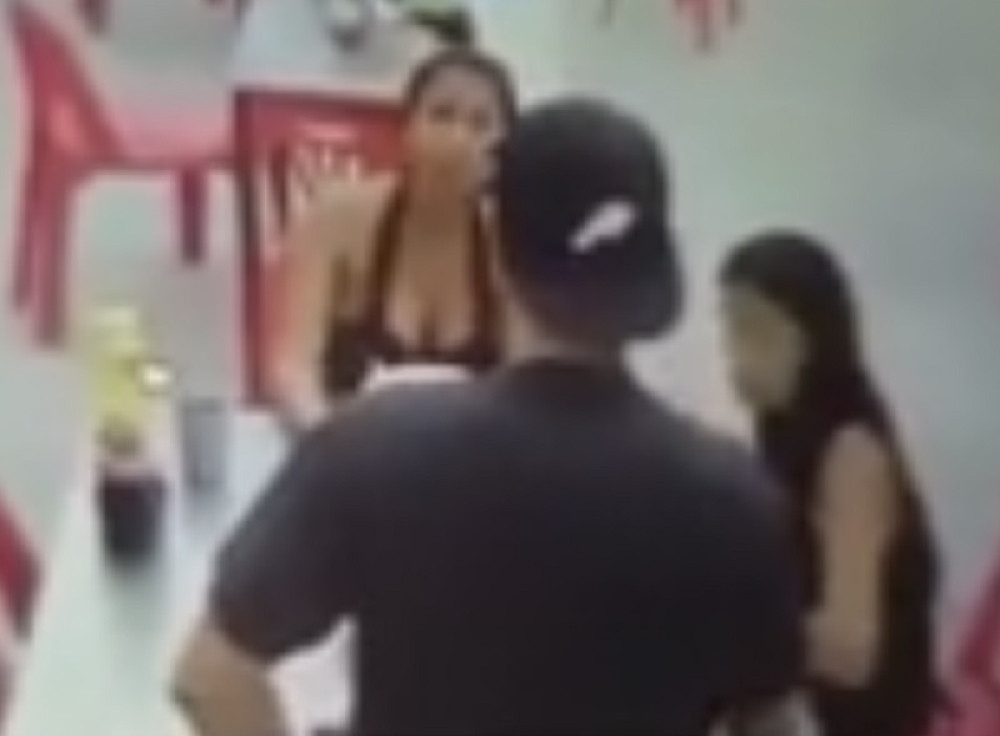 Devojka ga odbila, a onda je nastao haos (VIDEO)