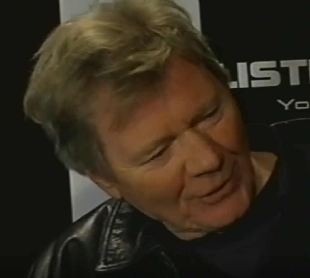 Umro legendarni glumac