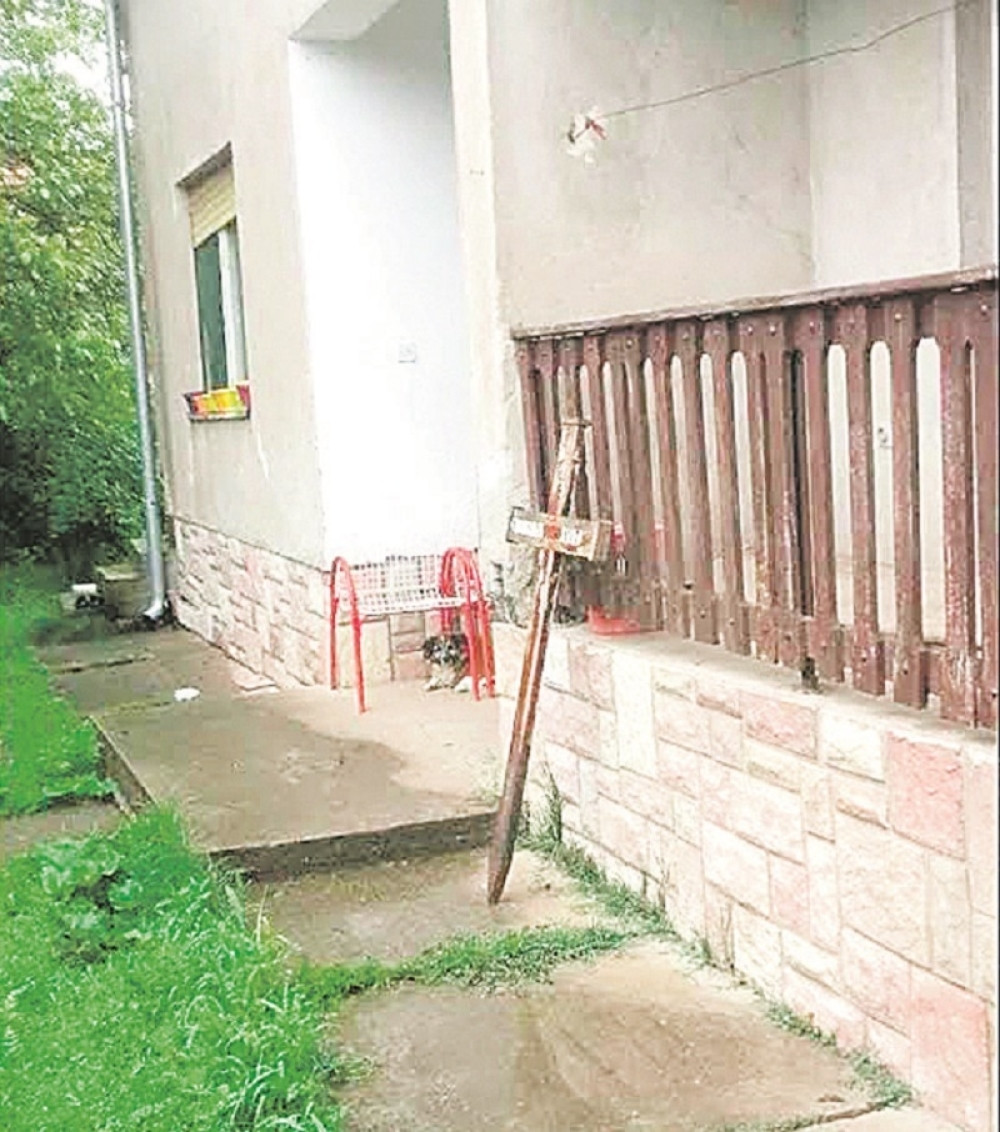 Krstače sa groblja osviću ljudima pred vratima!