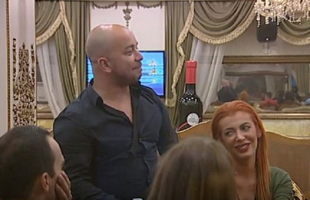 I nju je Mili pretukao!