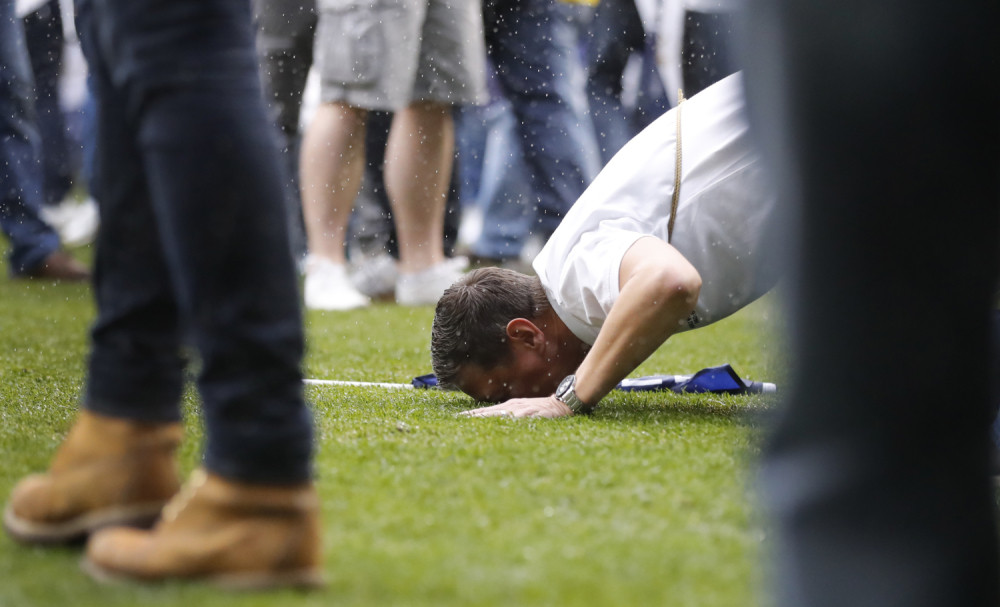 Pobeda "pevaca" nad Junajtedom za oproštaj od stadiona