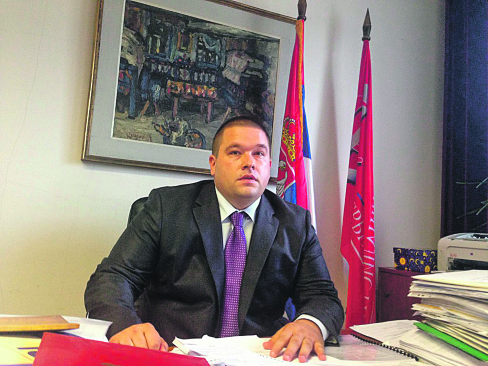 Čabarkapi fotelja od 350.000 dinara!