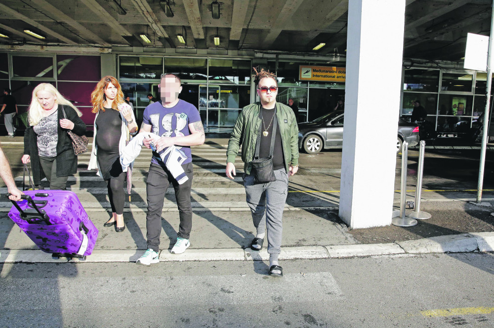 Rasta u papučama sleteo u Srbiju!