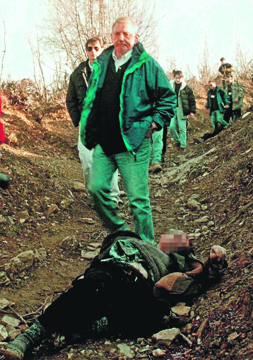 Navodni masakr i silovanja prete Beogradu! Sve se kuva u londonskoj kuhinji!