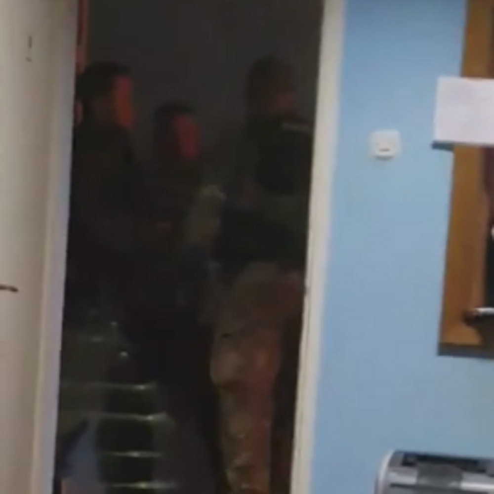 Policija divljački pretukla uhapšenog (VIDEO)