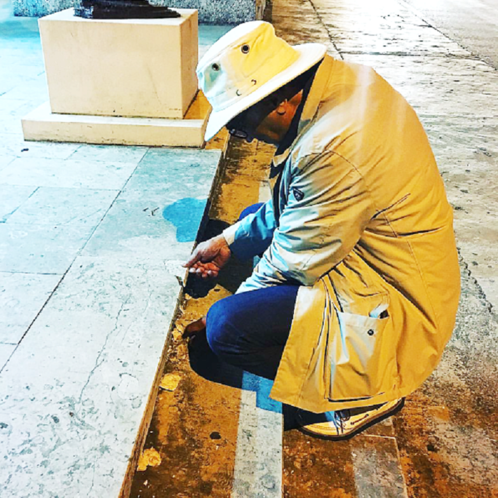 Tihi majstoriše po pozorištu