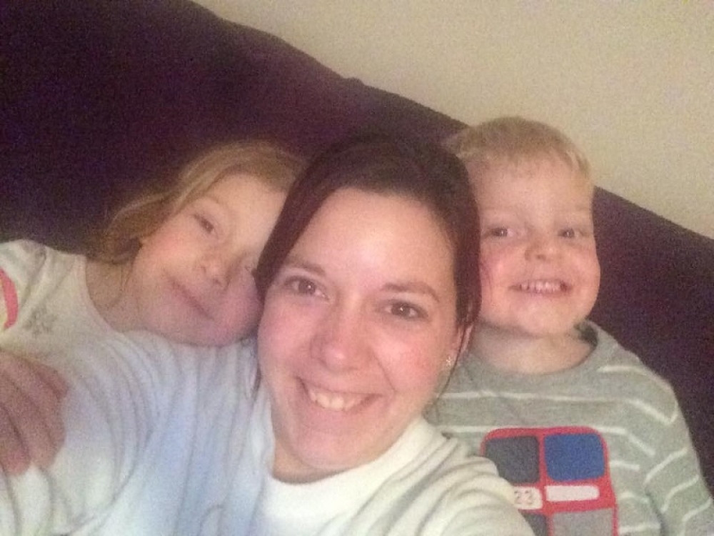 Pomerila drvo od 250 kilograma da spase dete!