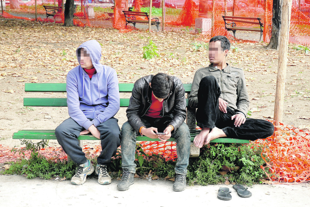 Stavio mi je ruku preko trenerke i počeo da me pipa!