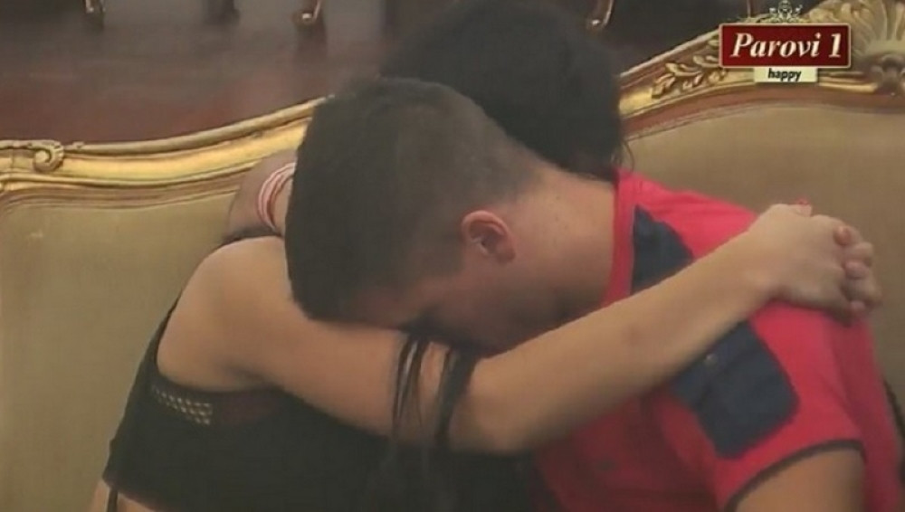 Evo zbog čega Aleksandra mora da ostavi Davida!