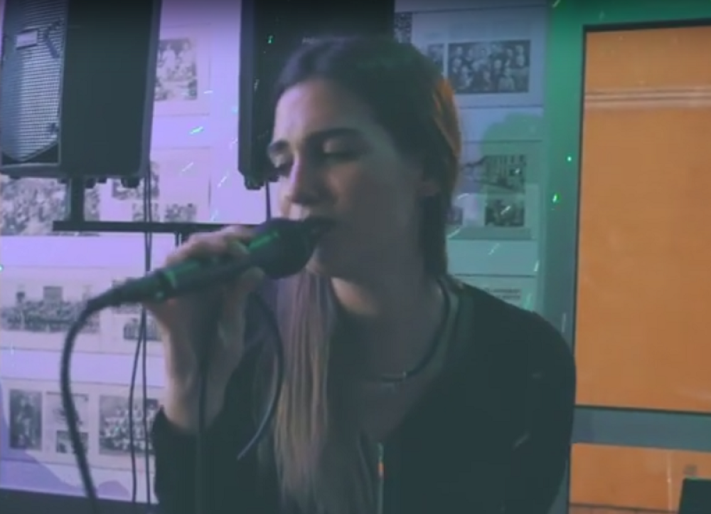 Otac joj je ubio majku i drugarice (VIDEO)