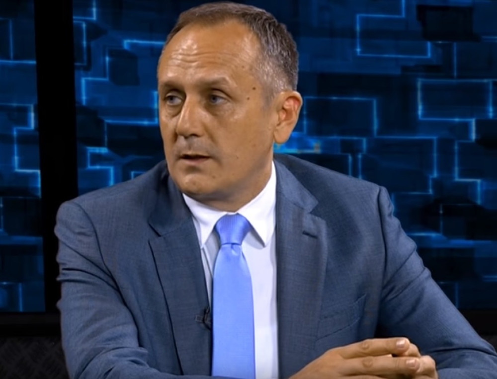 Kaže da su mu oca ubili na Blajburgu, a on rođen 20 godina kasnije?!