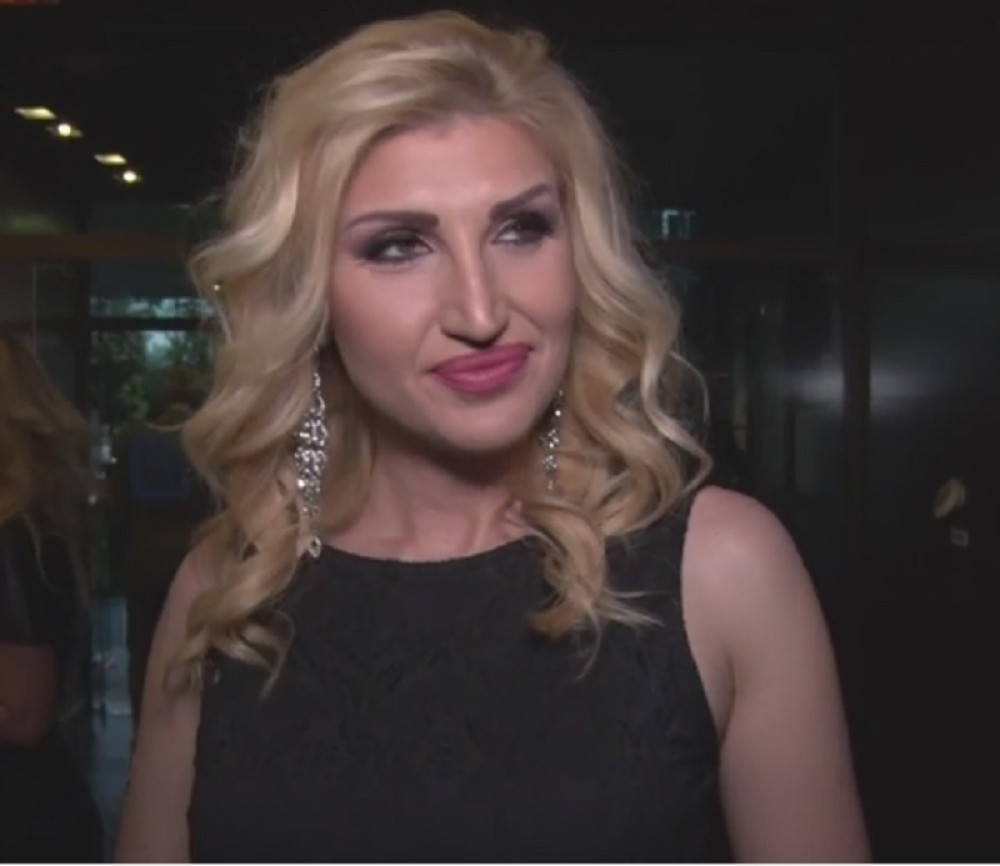 Jovana Tipšin brine za zdravlje majke (81): "Ruke su mi crvene od Asepsola!" (VIDEO)