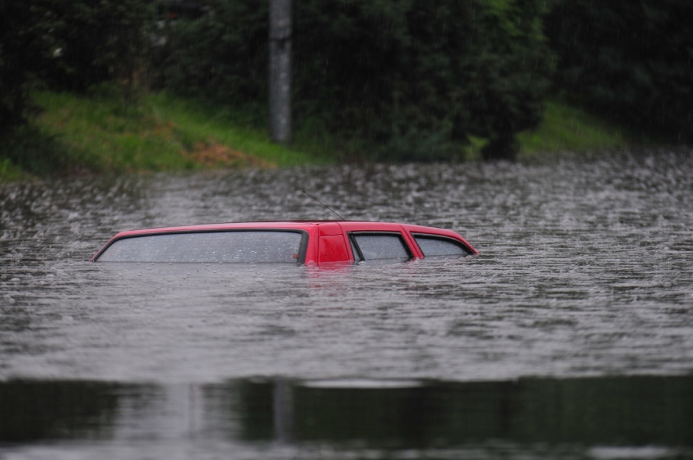 Austrija pod vodom! (VIDEO)