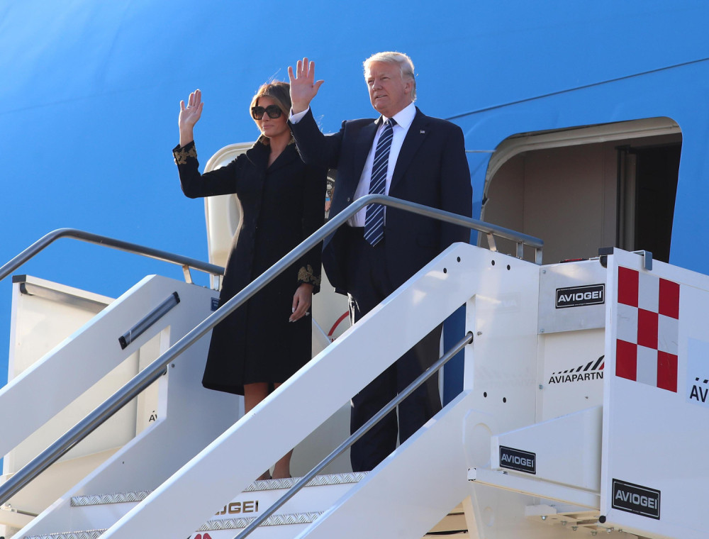 Donalda i Melaniju ovaj avion spasava od nuklearnog rata!