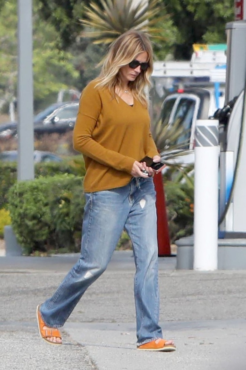 Džulija Roberts pobegla iz Beograda!