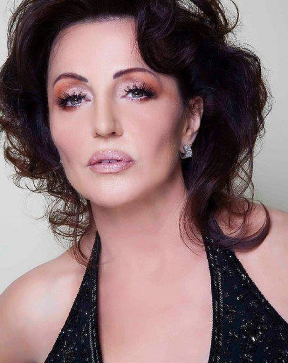 Ana Bekuta u dosad neviđenom izdanju! (FOTO)