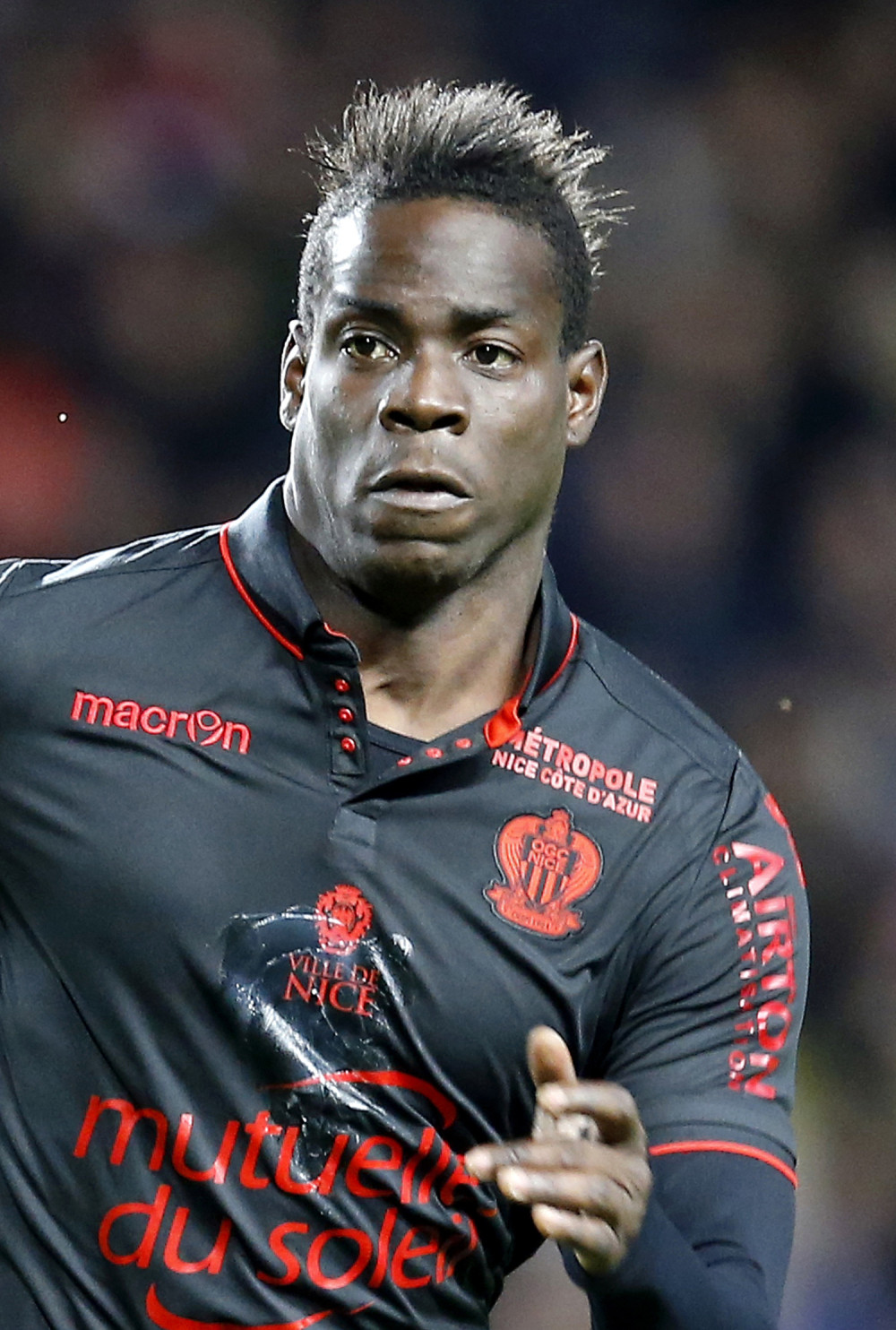 Balotelijevog prijatelja izboli u srce (VIDEO)