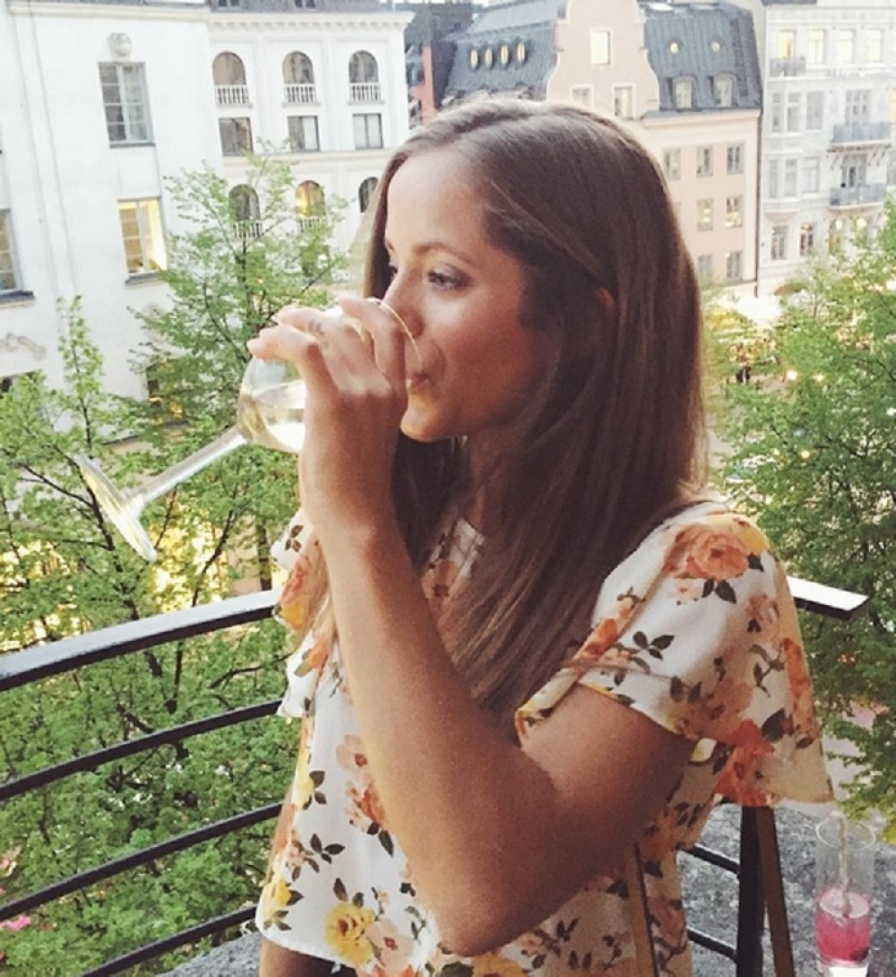 Seksualno uznemiravali novinarku pred finale (VIDEO)