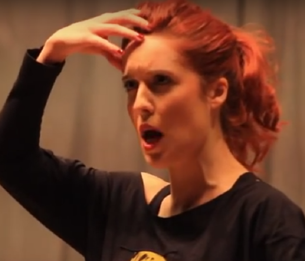 Glumica htela da udavi muža