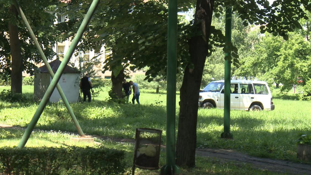 Preminuo muškarac koji je u krugu bolnice pucao sebi u glavu