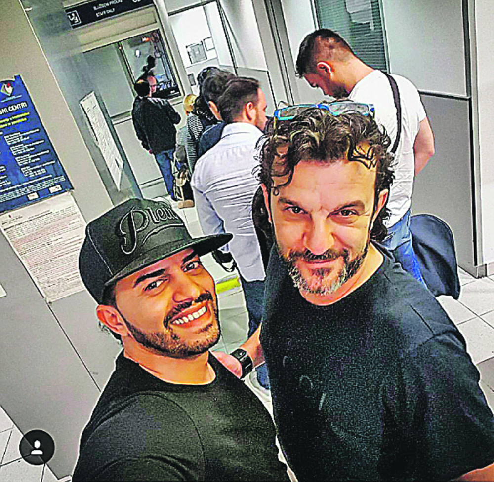 Adil vrištao na aerodromu zbog Lukasa