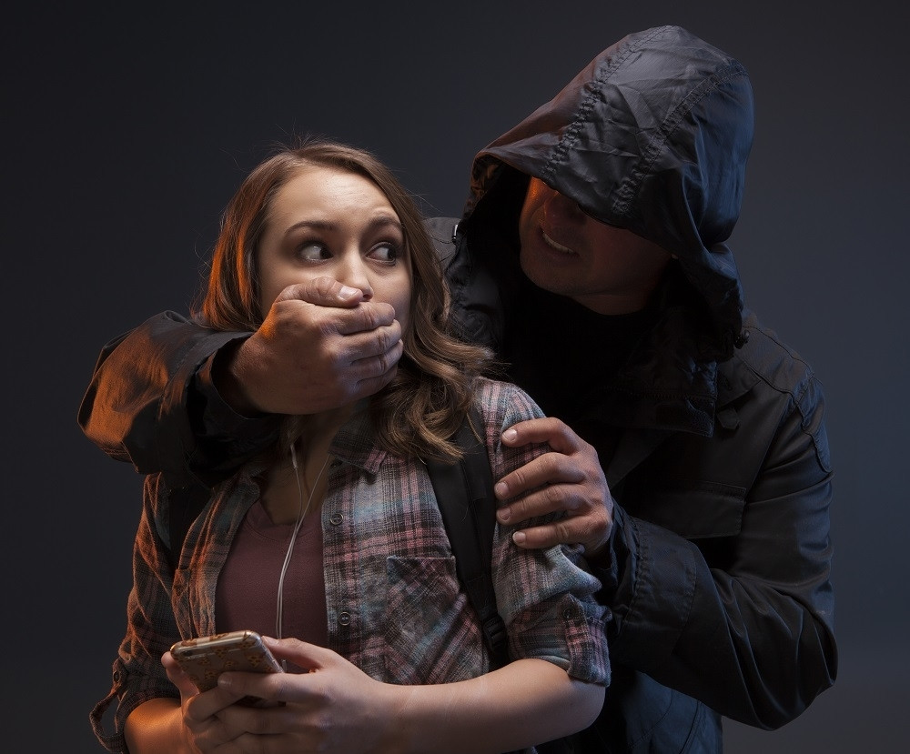 Ona krvava dozivala upomoć, on tvrdi da je htela da se ljubi!