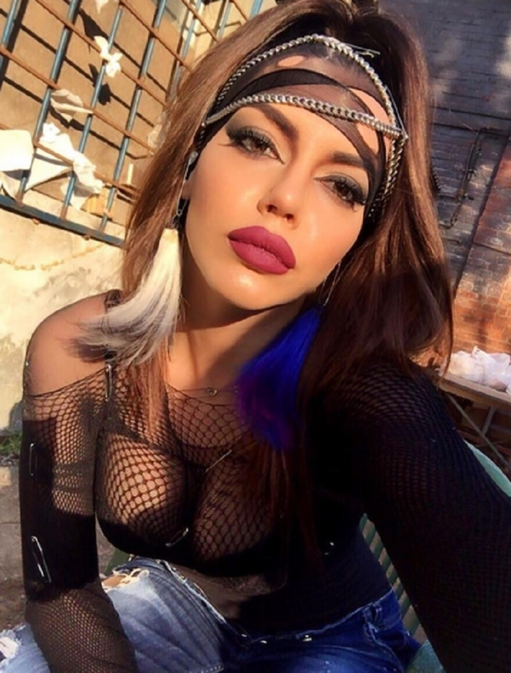 Helena uhvaćena u vreloj akciji! (FOTO)