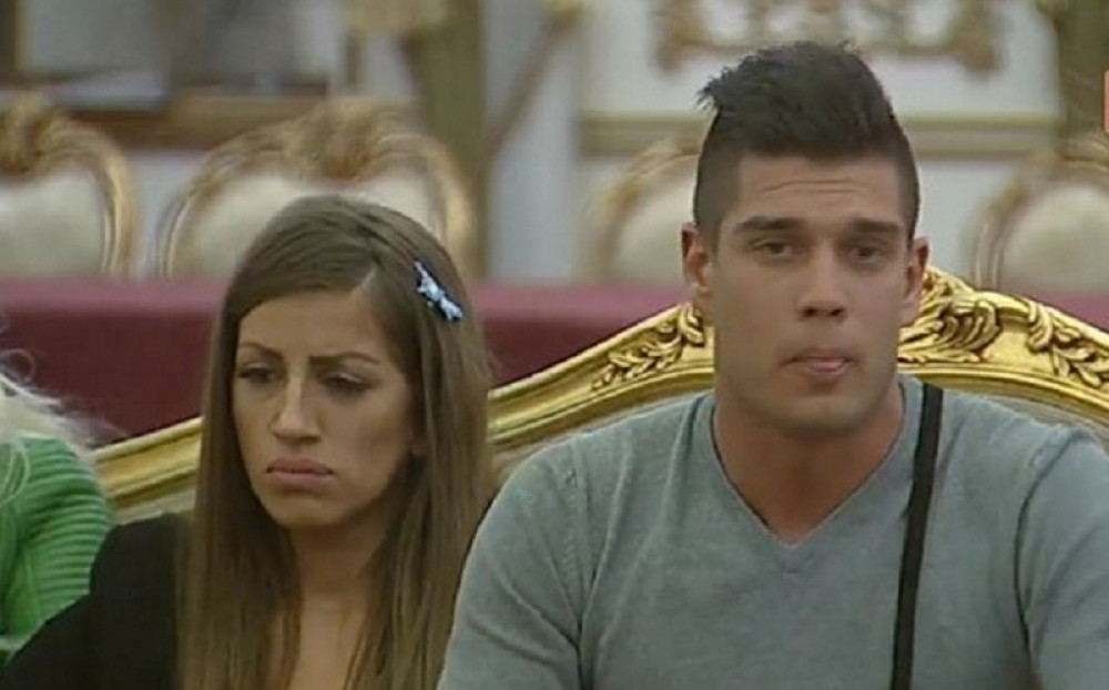 Bili su u ljubavi, a sad je objavio fotku sa novom devojkom!