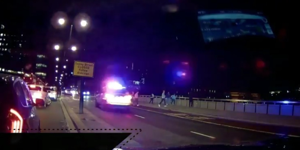 Taksista Radoslav snimio napad na mostu (VIDEO)