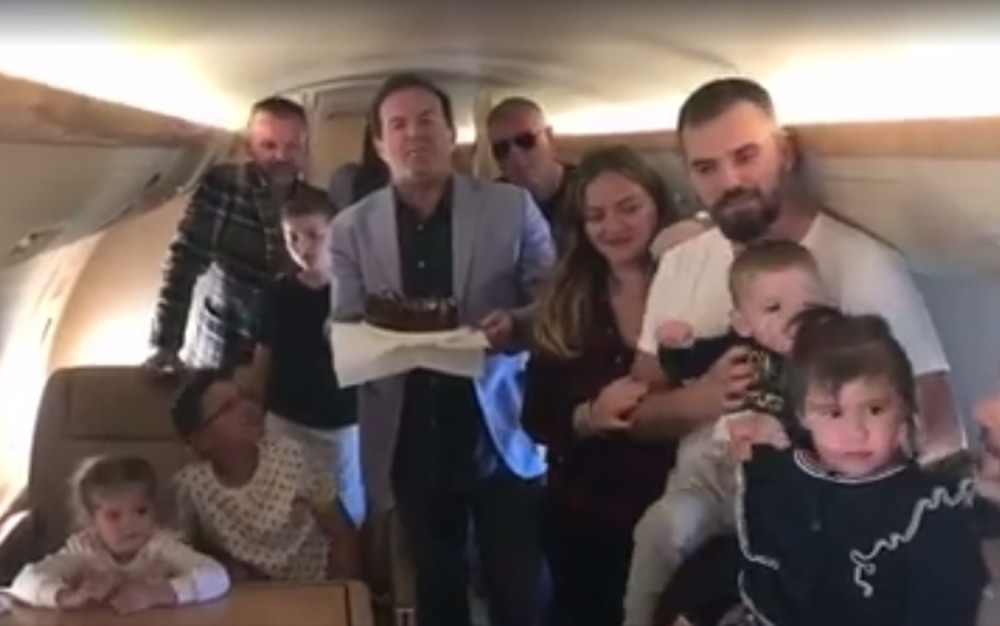 Karići se vratili u otadžbinu! (VIDEO)