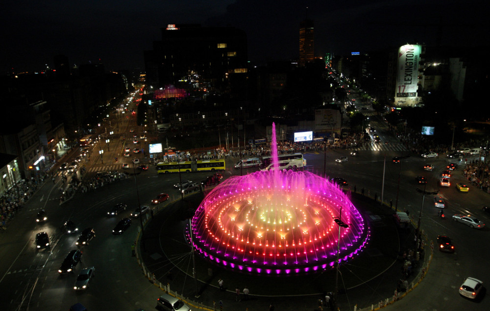 Kritikuju fontanu, a hteli istu takvu da prave