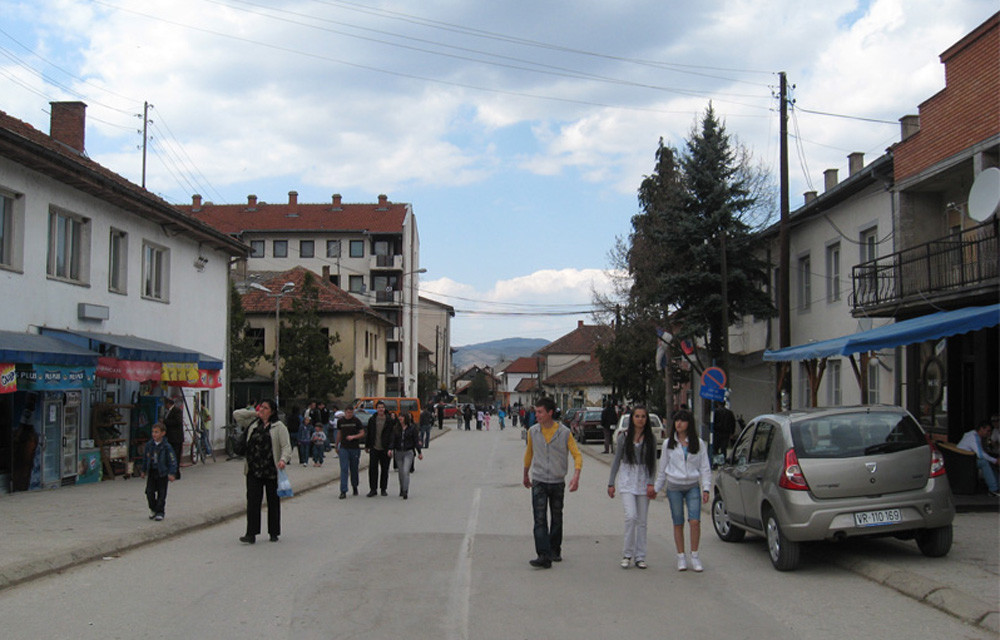 Biznismen seksualno uznemiravao devojčice