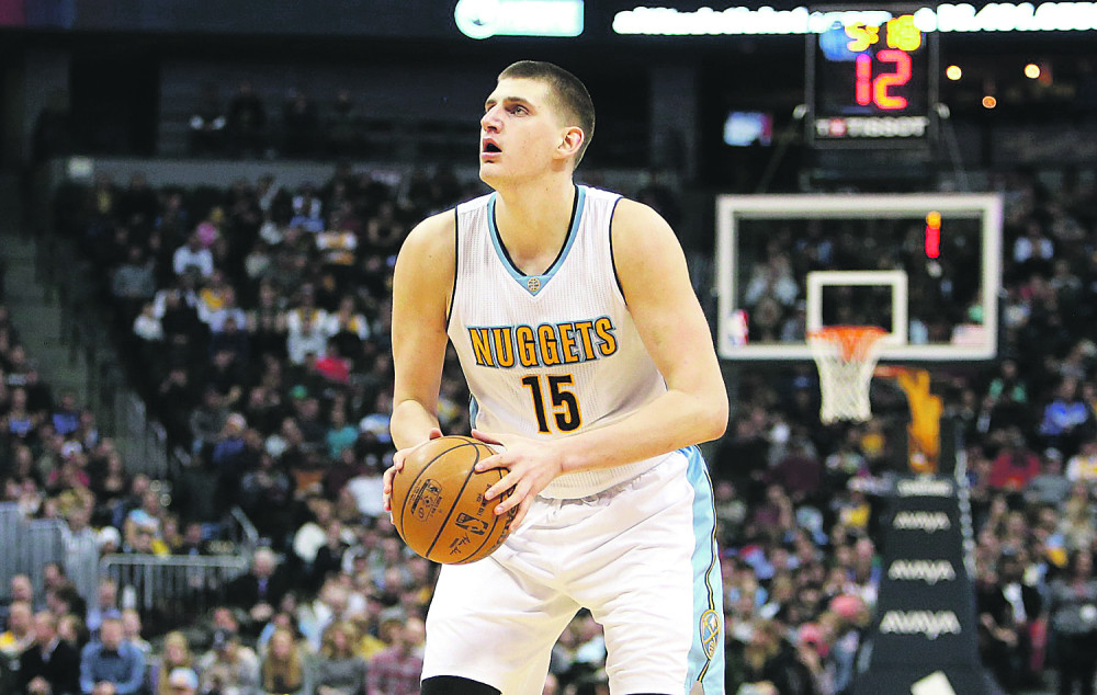 Jokić direktnim košem srušio Oklahomu, Bogdanović solidan