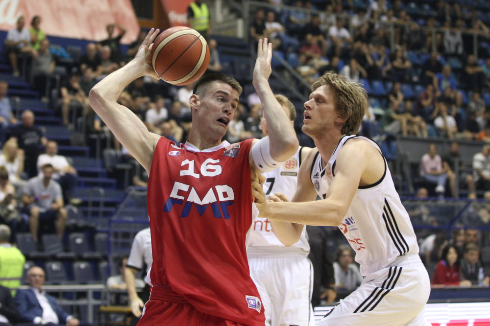 FMP "brejknuo" Partizan!