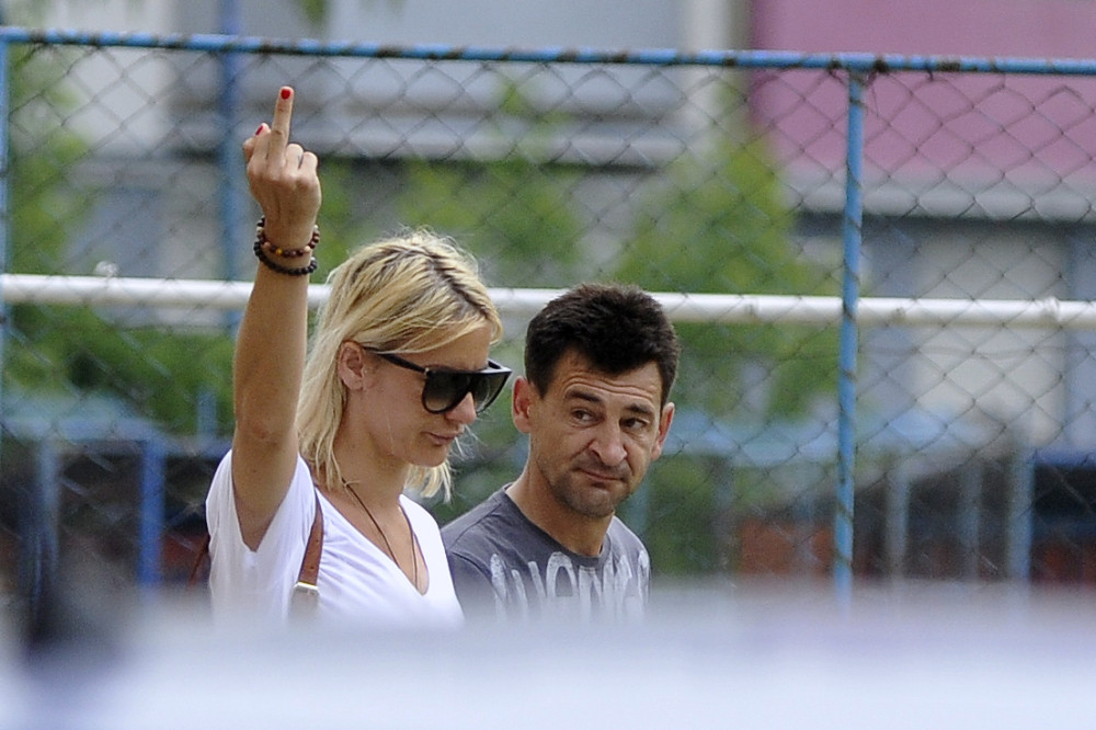 Milica ugrozila sebe i bebu! (FOTO)