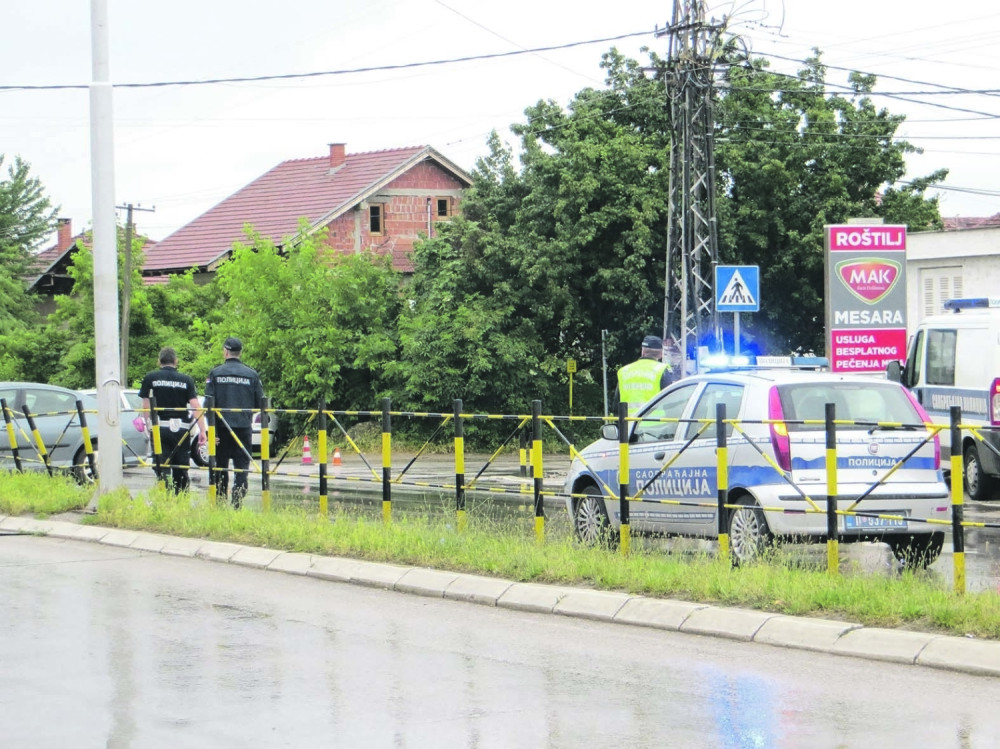 Inspektor pokosio četiri devojčice!