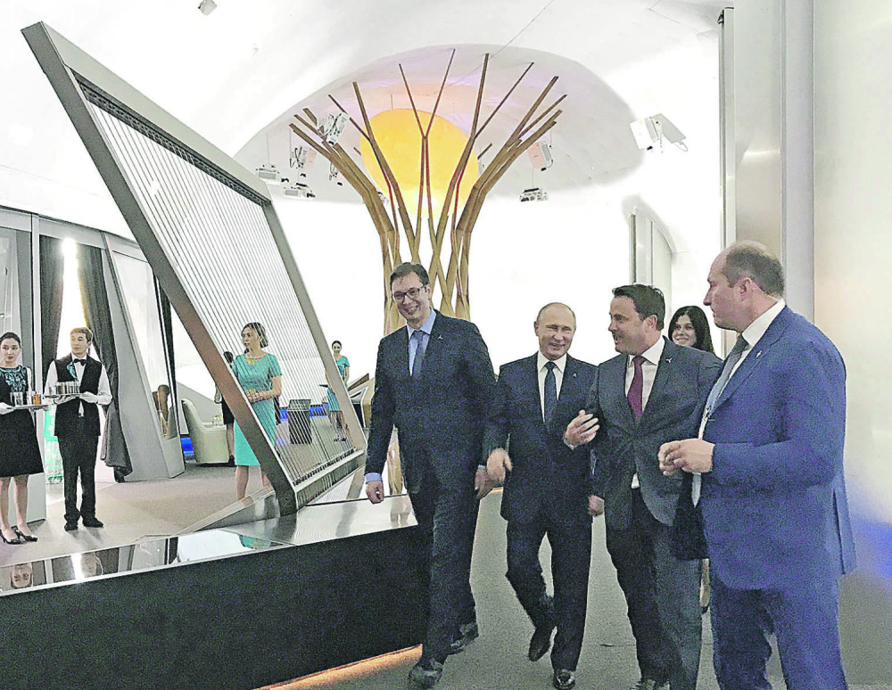 Vučić razgovarao sa Putinom i Si Đinpingom (FOTO)