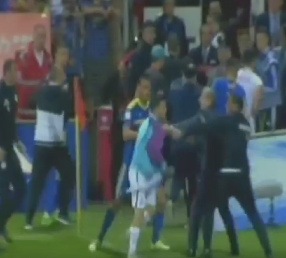 Brutalna tuča fudbalera BiH i Grčke (VIDEO)