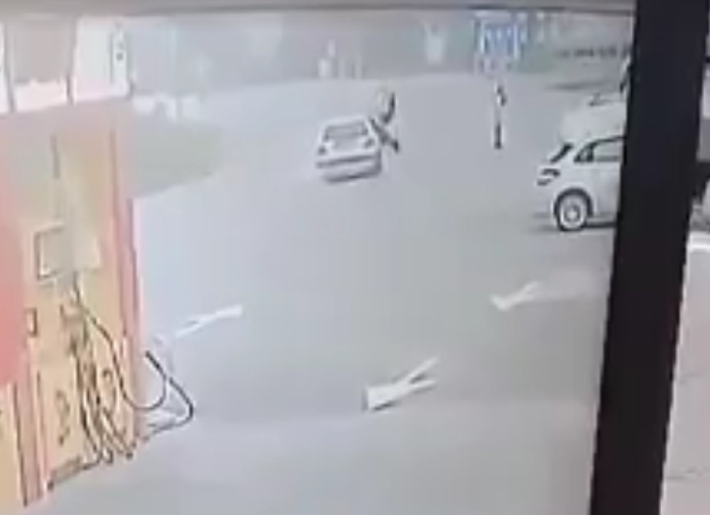 Pijandura pokosila automobilom ženu na Palama! (UZNEMIRUJUĆ VIDEO)