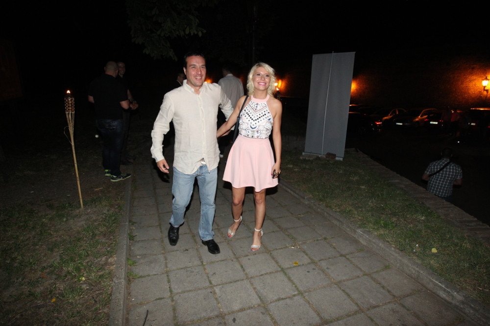 Svadba može da sačeka!