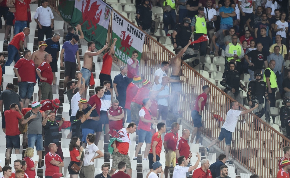 FOTO I VIDEO~Oni dali krv za našeg navijača, a mi im baš "lepo" vratili